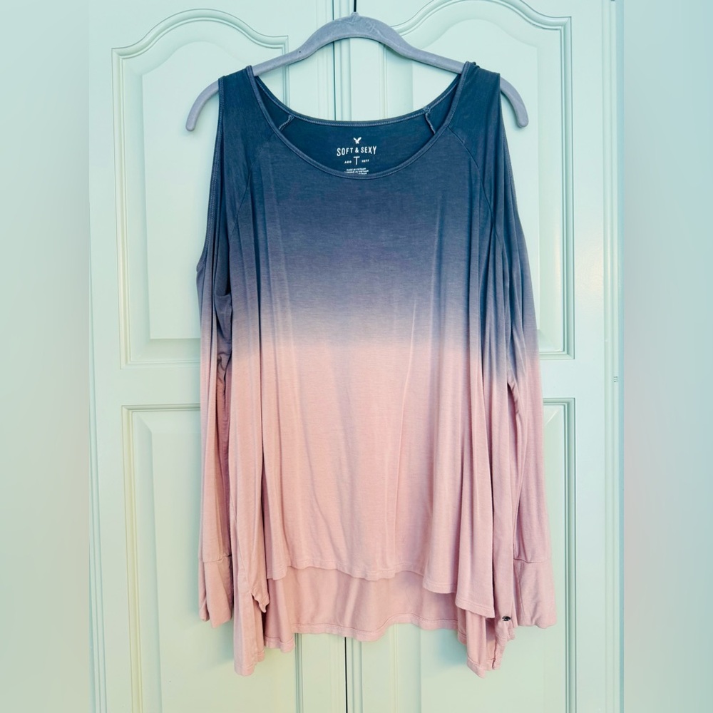 American Eagle Outfitters Gradient Cold Shoulder Top